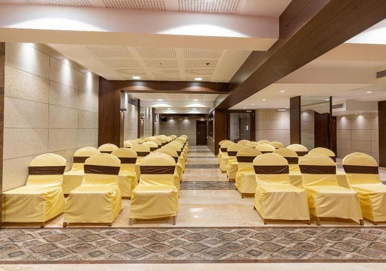 Hotel Laxvas Thane Εξωτερικό φωτογραφία
